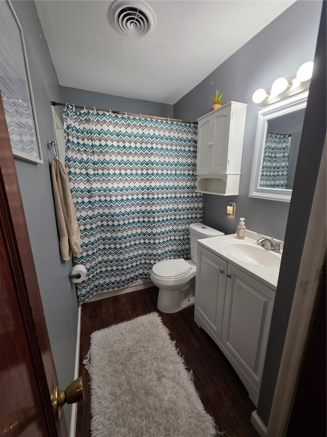 Building Photo - 301 Washington St