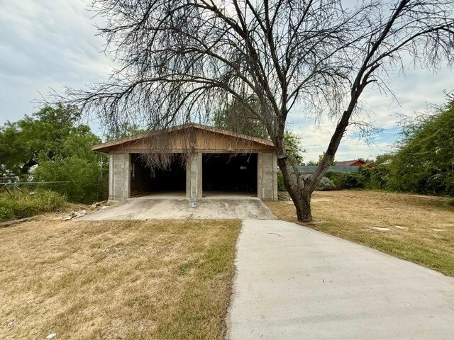 Building Photo - 583 N Monroe St