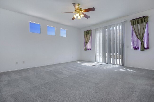 Building Photo - 34122 Courtney Terrace