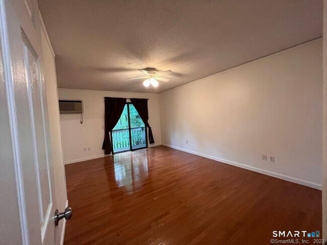 Building Photo - 223 Flanders Rd