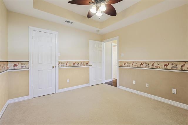 Building Photo - 7009 Oak Hills Ct