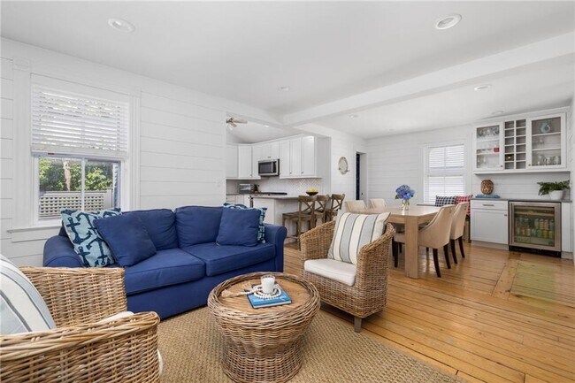 Building Photo - 36 Second St