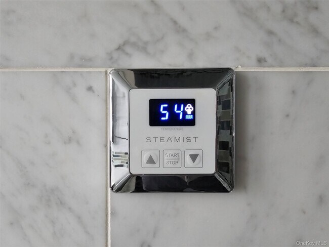 Building Photo - 49 Greenridge Ave