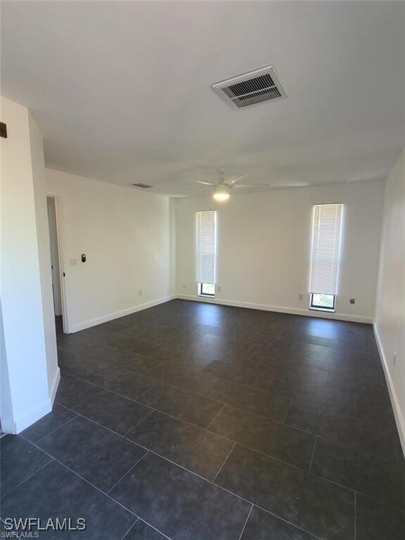 Building Photo - 18200 Phlox Dr