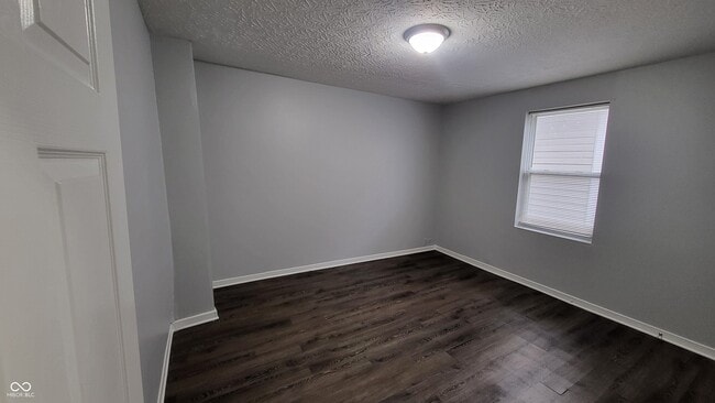 Building Photo - 655 Birch Ave