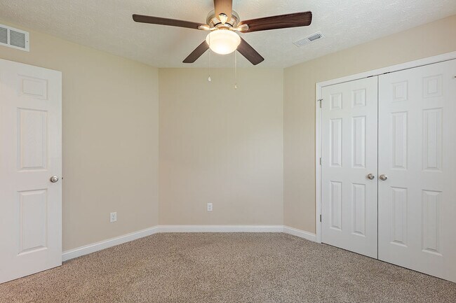 Building Photo - 307 Breckinridge Cir