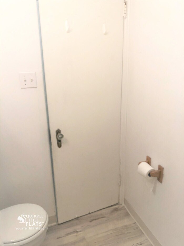 Building Photo - 5712 Phillips Ave