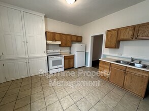 Building Photo - 42 E Franklin St