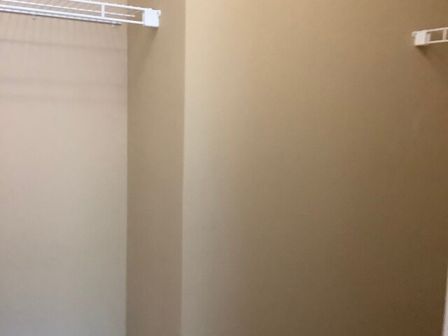 Building Photo - 208 Middle Bridge