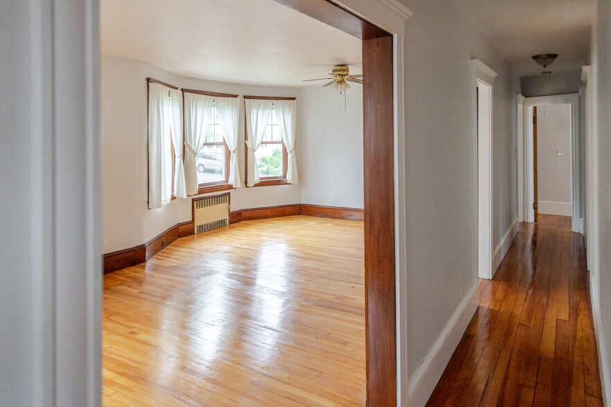 Building Photo - 241 Boylston St