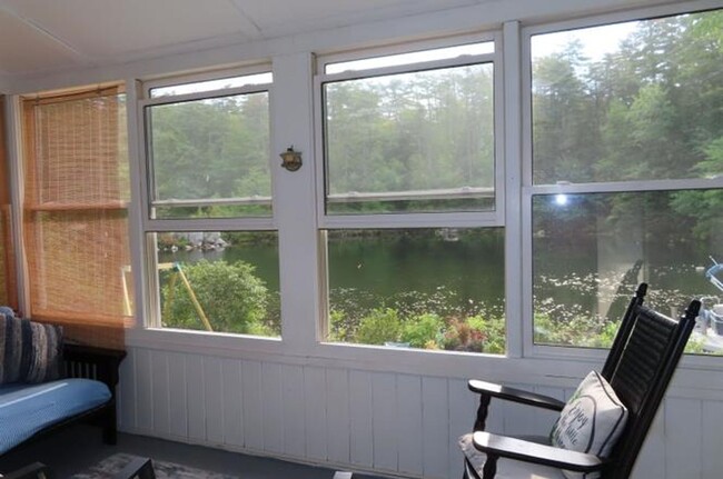 Building Photo - **Winter Rental** Fully Furnished, Beautif...