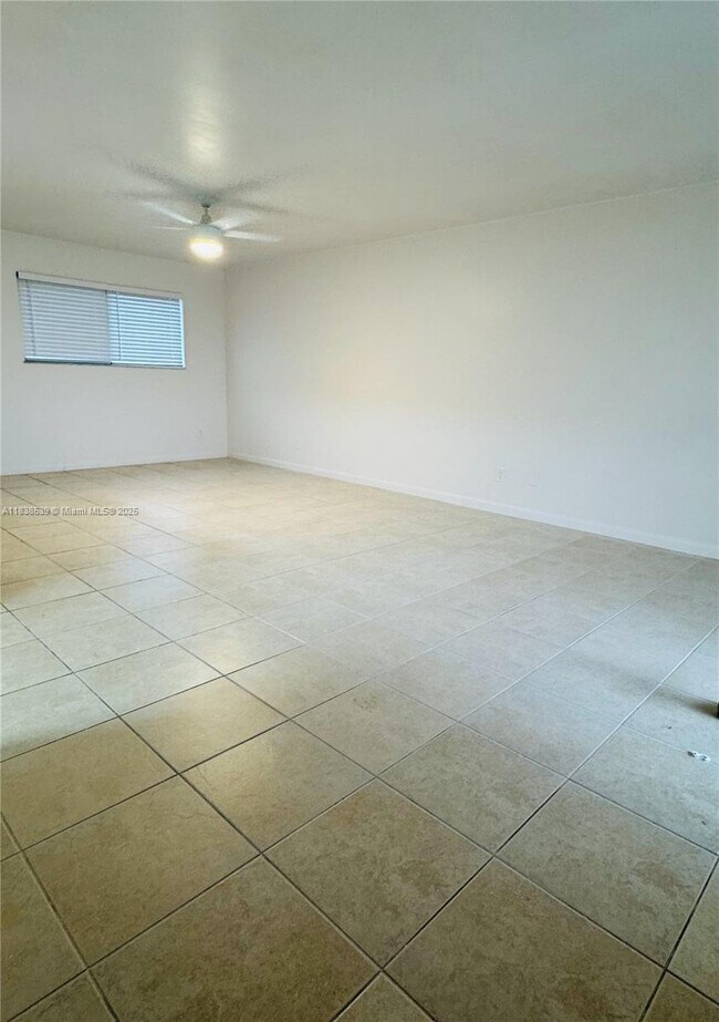 Building Photo - 3477 NW 44th St