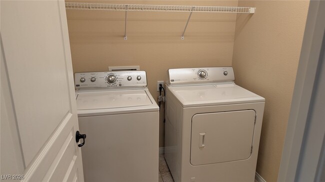 Building Photo - 3072 Bicentennial Pkwy