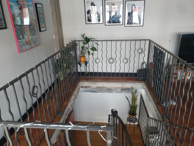 Building Photo - 2915 John R St