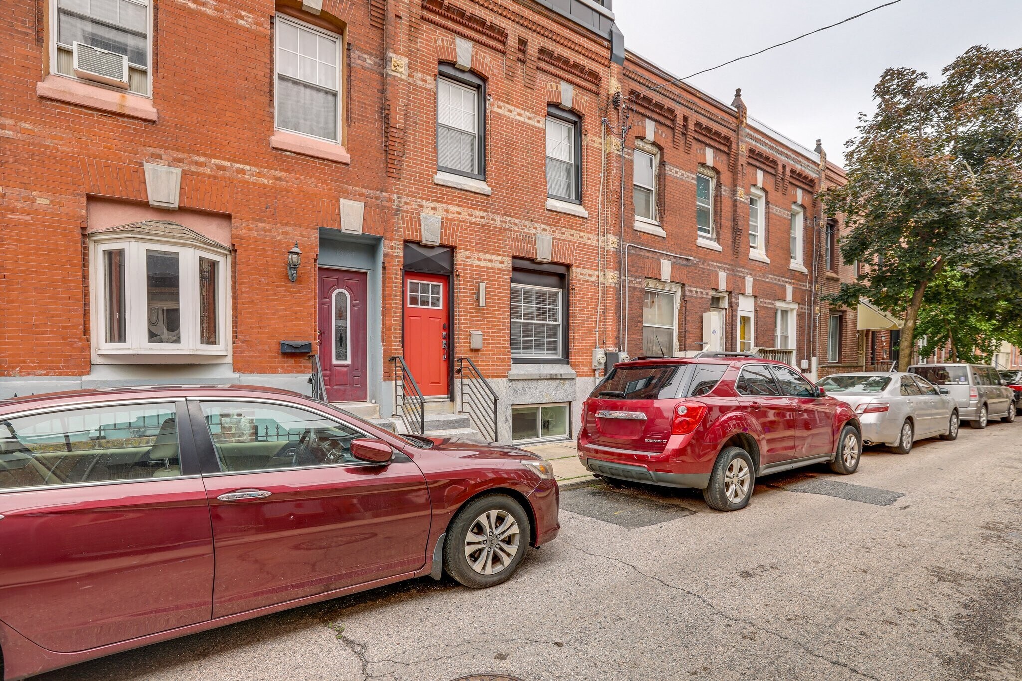 Building Photo - 1322 S Mole St
