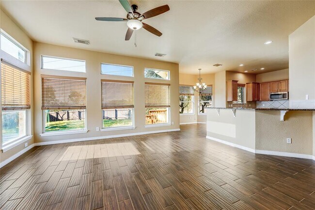Building Photo - 9200 Hurley Cove