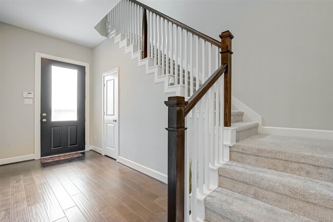 Building Photo - 10707 Deer Path Dr