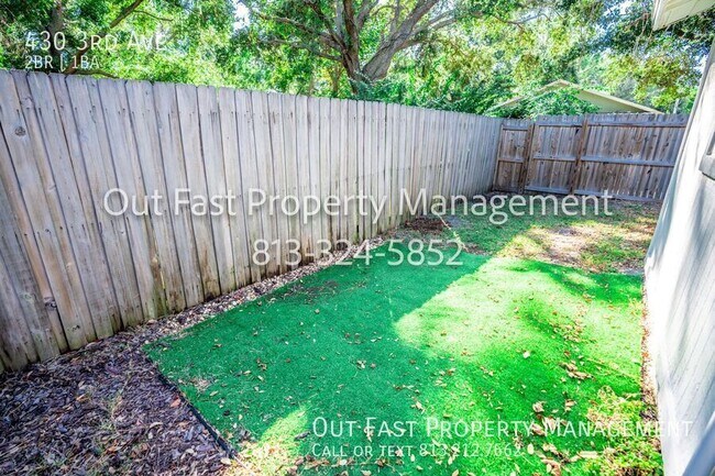 Building Photo - 430 3rd Ave