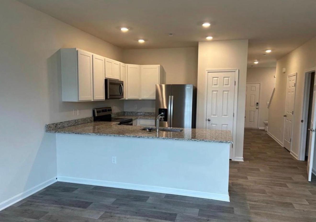 Building Photo - 201 Baker Dr