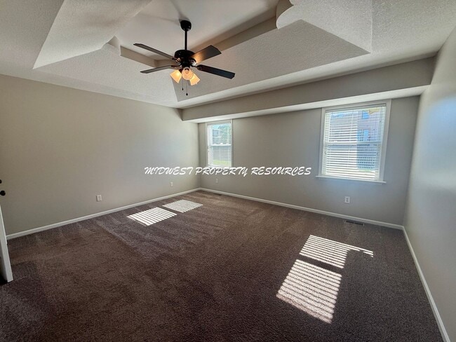 Building Photo - Ranch in Lee's Summit For Lease - Crisp, Clean and New!