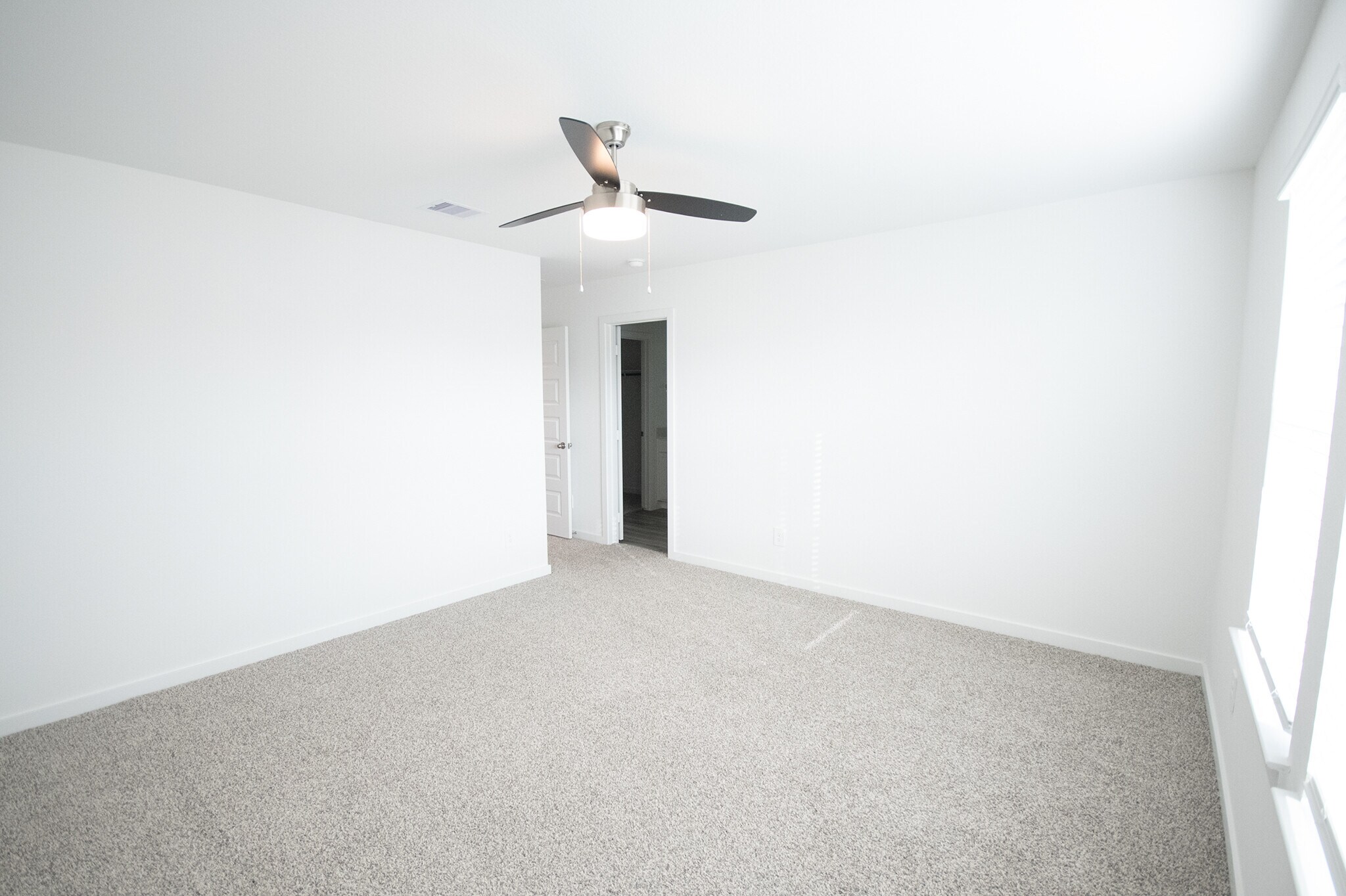 Building Photo - 10217 Berkeley Springs Trl