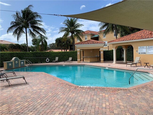 Building Photo - 8735 River Homes Lane