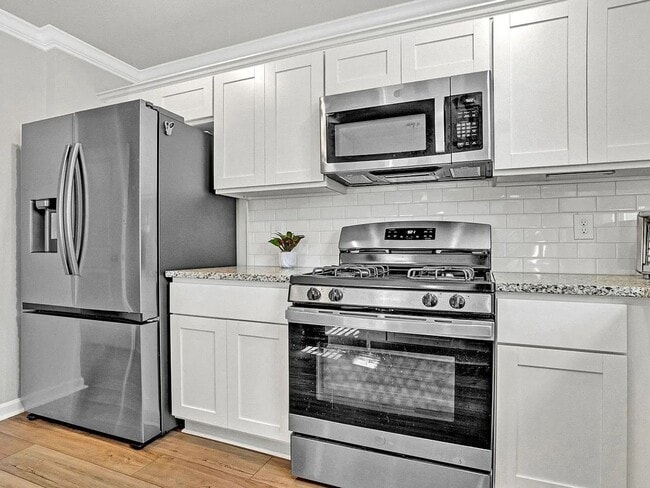 Building Photo - 353 Anna Gray Cir