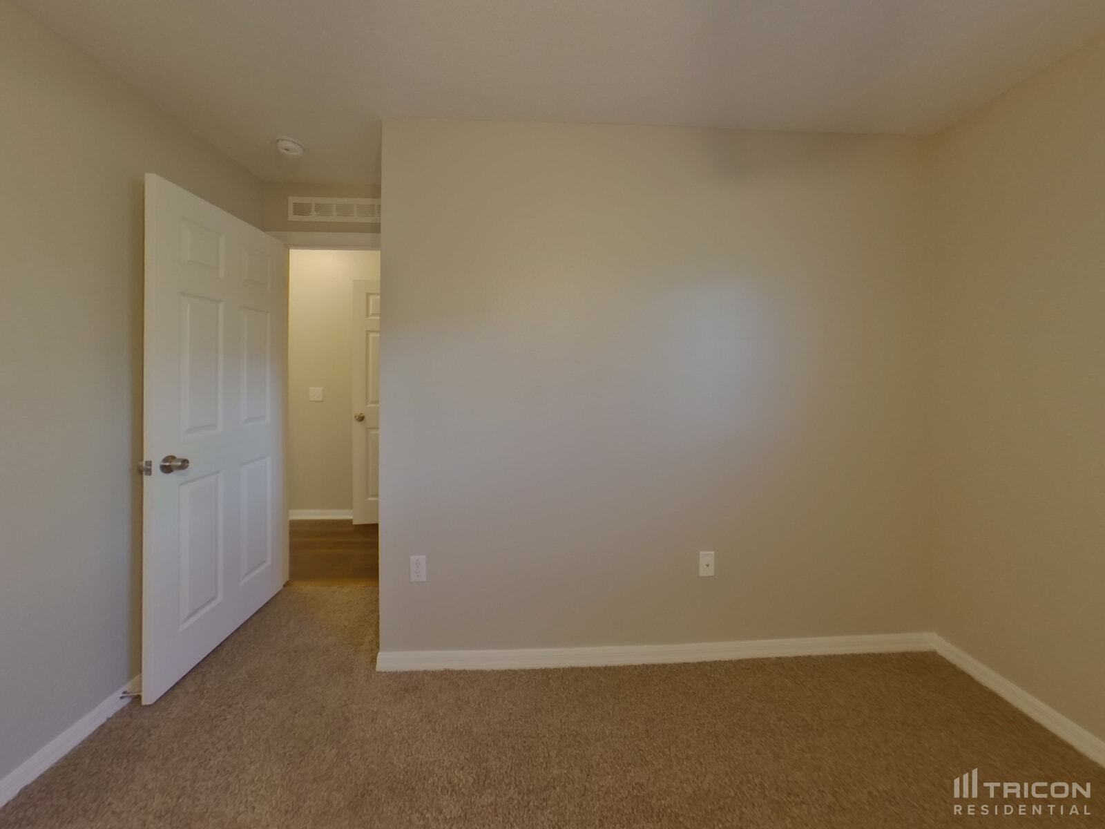 Building Photo - 1829 Western Hills Ln