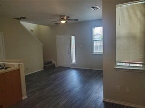 Building Photo - 14001 Cambourne Dr