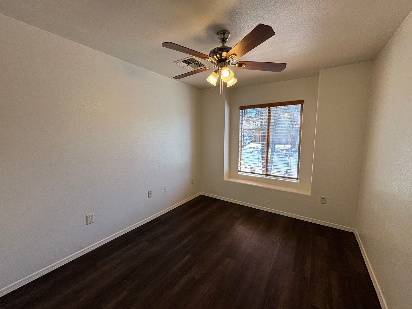 Building Photo - 6047 S Avenida Las Monjas