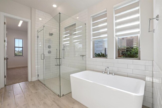 Building Photo - 19304 Summit Glory Trl