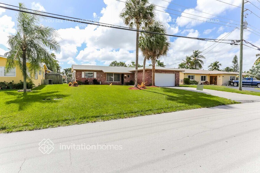 Building Photo - 1772 NW 38th St
