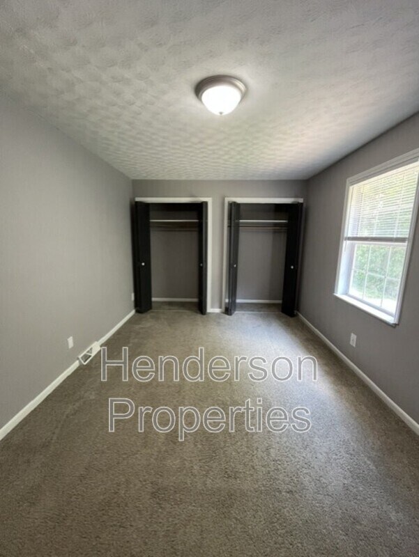 Building Photo - 1343 N 6th St