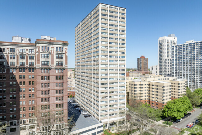 Alternate - Carmen Marine Apartments
