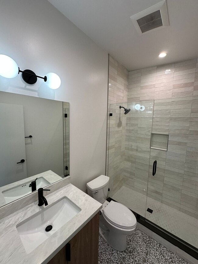 Building Photo - 2320 F St