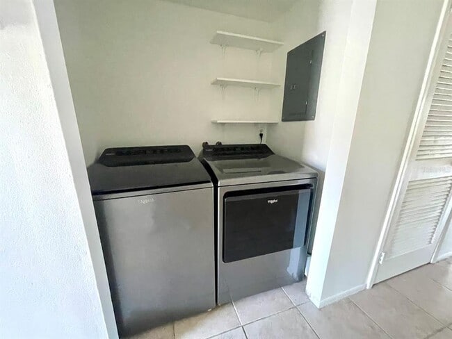 Building Photo - 2625 FL-590