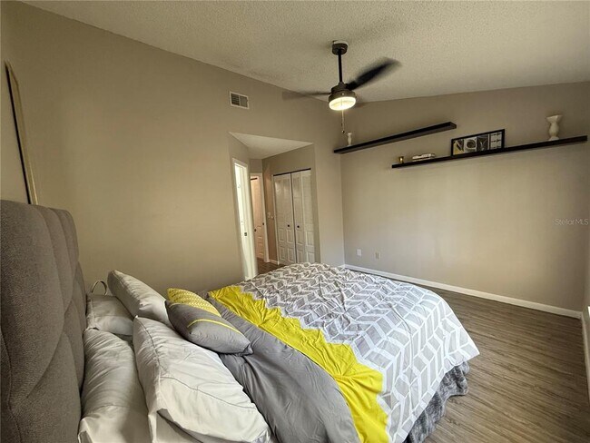 Building Photo - 11316 Grandville Dr