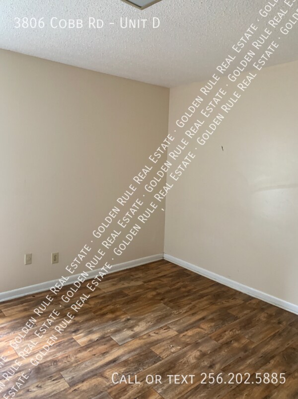 Building Photo - 3806 Cobb Rd