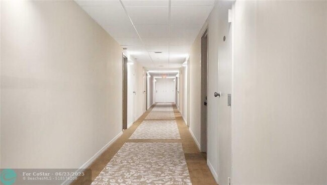 Building Photo - 3031 N Ocean Blvd