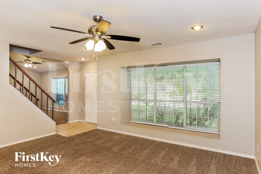 Building Photo - 1532 High Pointe Ln