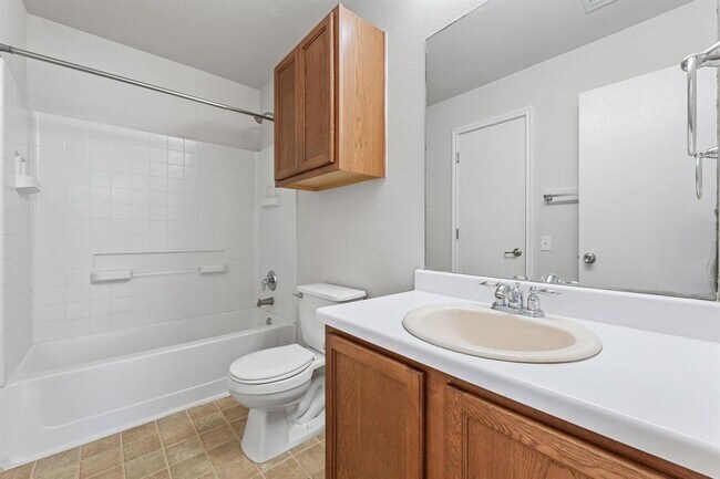 Building Photo - 7409 Elk Pass Dr