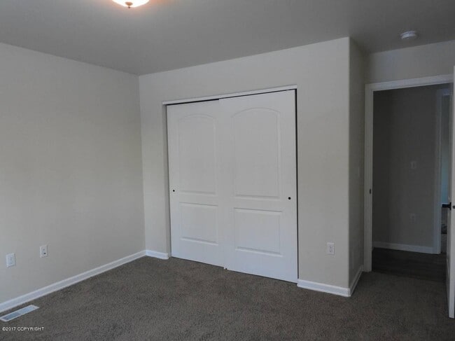 Building Photo - 780 S Pk Pl