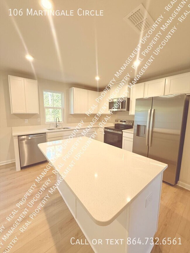 Building Photo - 106 Martingale Cir