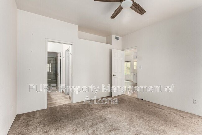 Building Photo - 11333 N 92nd St