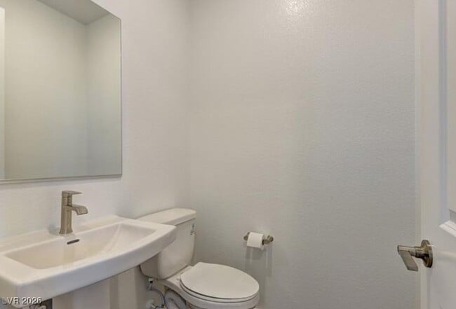 Building Photo - 1420 Song Lark Ln