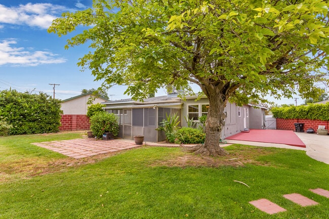 Primary Photo - 15853 Romar St