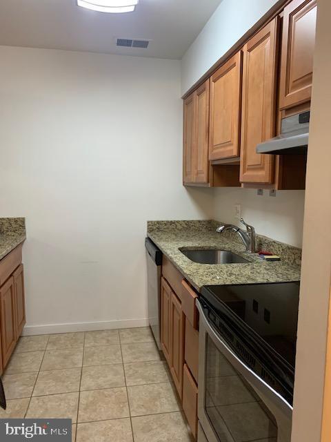 Building Photo - 626 S Charles St