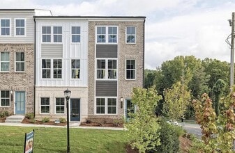 Building Photo - Newly Constructed 2/4 Townhome in Grant Park Directly on the Atlanta BeltLine!