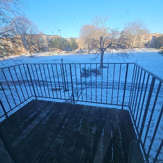 Building Photo - 1461 N Winslowe Dr