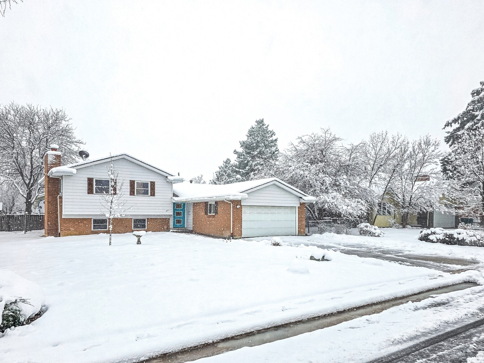 Building Photo - 201 Toledo St
